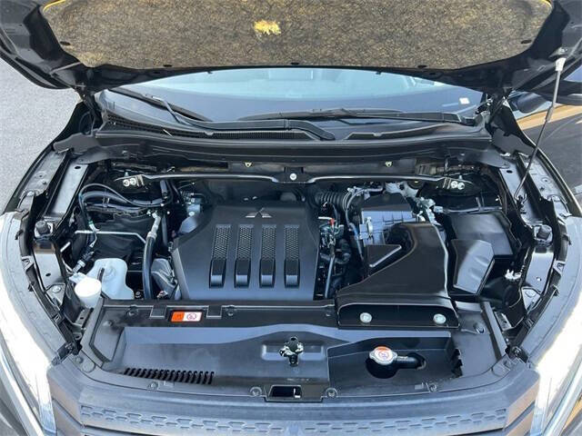 2024 Mitsubishi Eclipse Cross SE