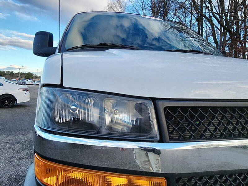 2024 Chevrolet Express 2500