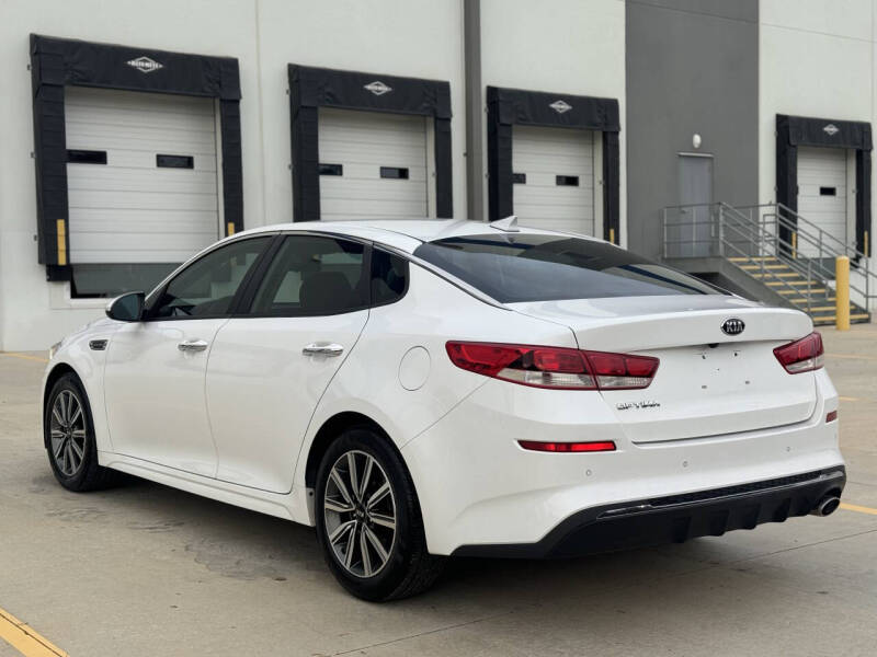 2019 Kia Optima LX