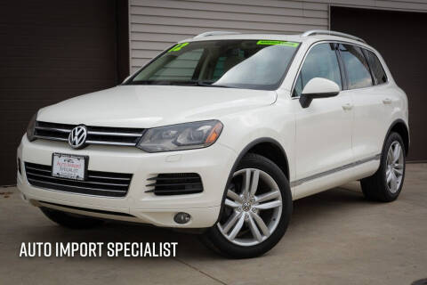 2012 Volkswagen Touareg for sale at Auto Import Specialist LLC in South Bend IN
