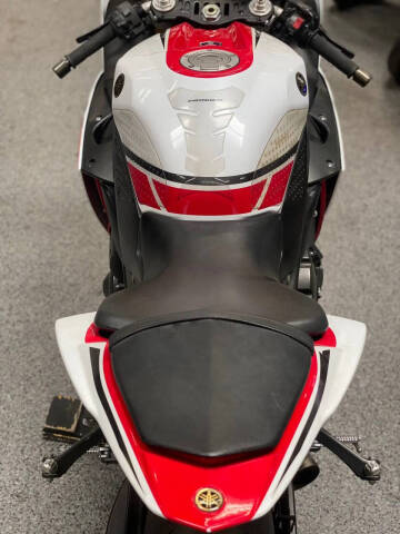 2012 Yamaha YZF-R1