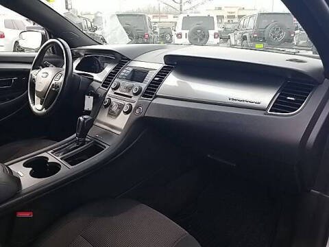 2018 Ford Taurus SEL