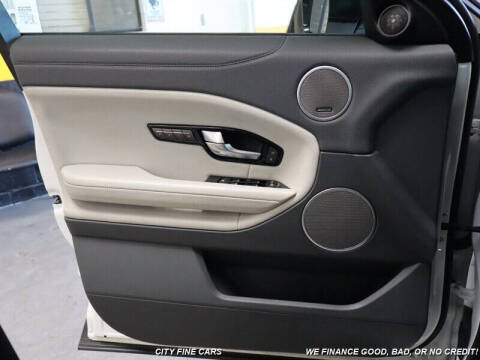 2017 Land Rover Range Rover Evoque SE Premium