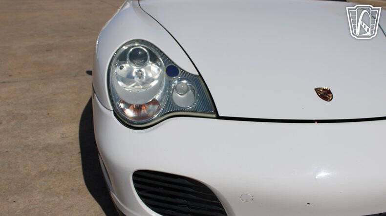 2003 Porsche 911