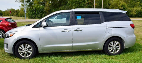 2016 Kia Sedona for sale at PINNACLE ROAD AUTOMOTIVE LLC in Moraine OH
