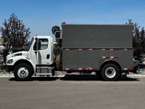 2012 Freightliner M2 106