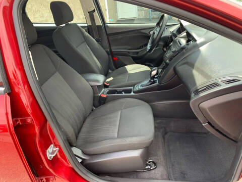 2017 Ford Focus SE