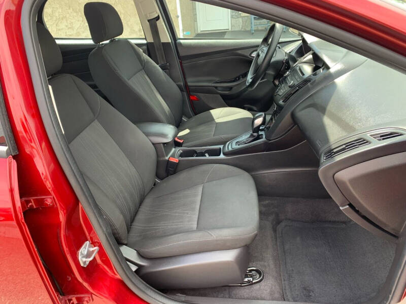 2017 Ford Focus SE