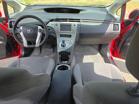 2012 Toyota Prius Two