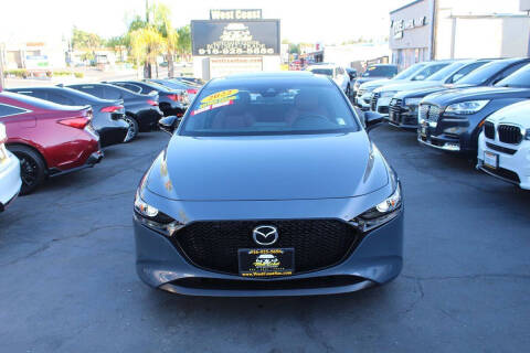 2022 Mazda Mazda3 Hatchback Carbon Edition