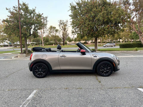 2017 MINI Convertible Cooper