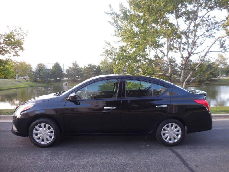 2019 Nissan Versa SV