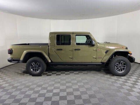 2025 Jeep Gladiator Mojave X