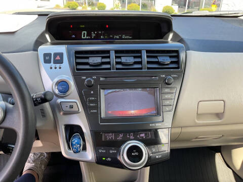 2012 Toyota Prius v Three