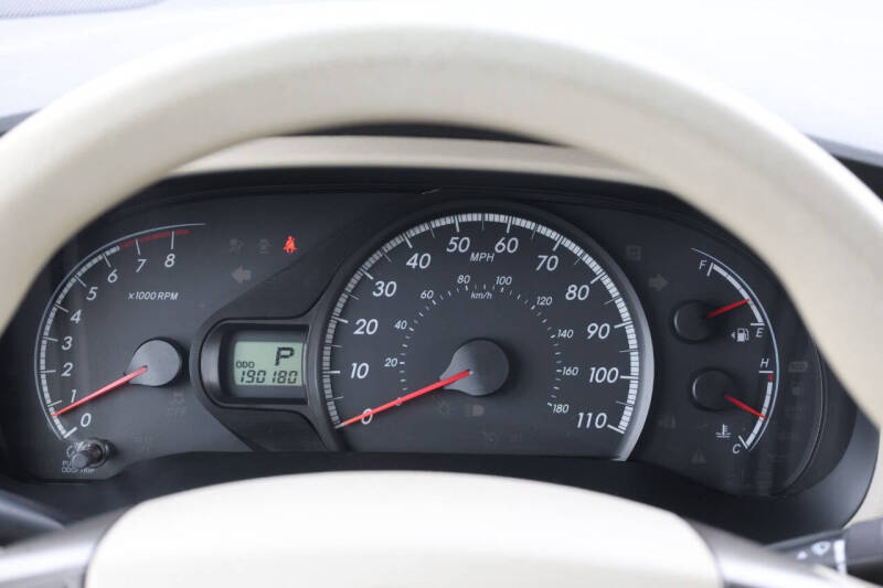 2011 Toyota Sienna LE 7-Passenger