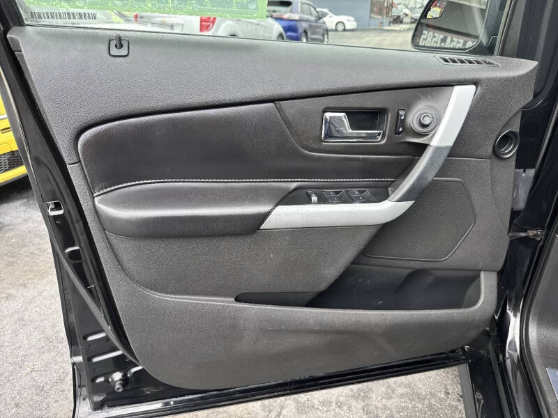 2013 Ford Edge Sport