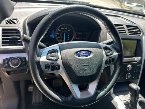 2012 Ford Explorer XLT