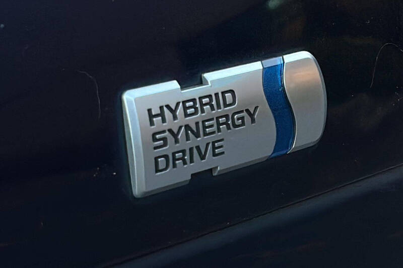 2015 Toyota Prius Three