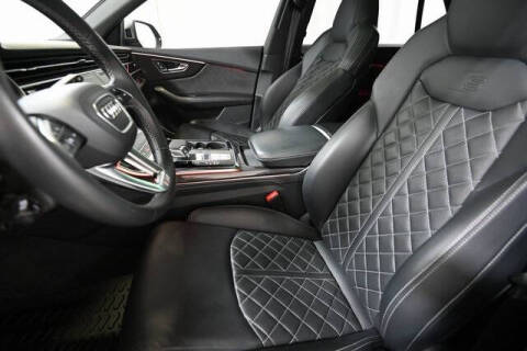 2022 Audi SQ8 4.0T quattro Prestige