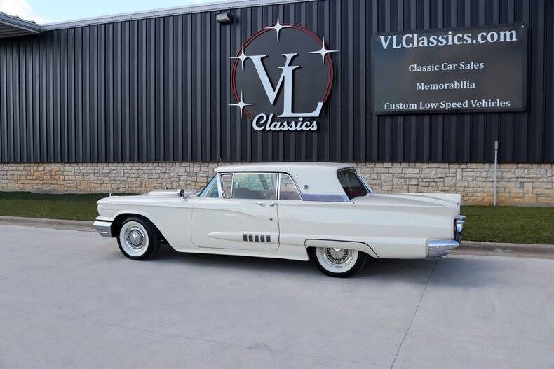 1958 Ford Thunderbird