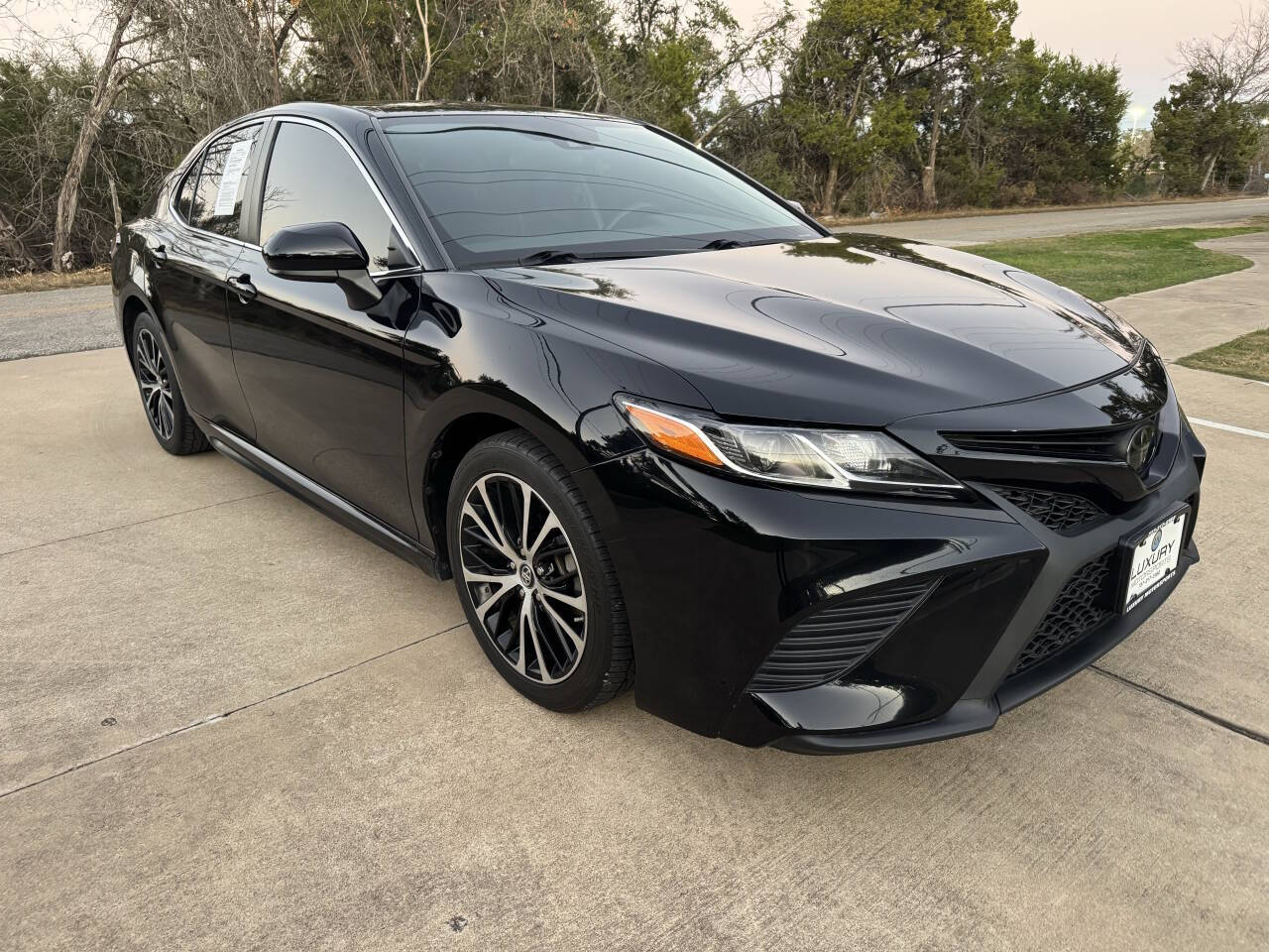 Used Car 2019 Toyota Camry  Se 4dr Sedan For Sale Under $20,000 In Austin, Texas