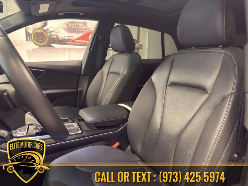 2021 Audi Q8 quattro Premium Plus 55 TFSI