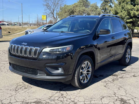 2019 Jeep Cherokee for sale at Thompson Motors in Lapeer MI