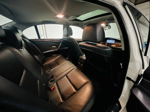 2008 BMW 5 Series 528xi