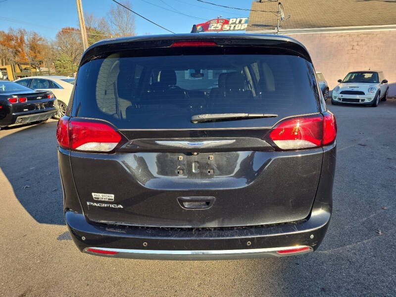 2018 Chrysler Pacifica Touring Plus