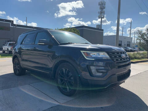 2017 Ford Explorer for sale at AUTO BURGOS in Hollywood FL