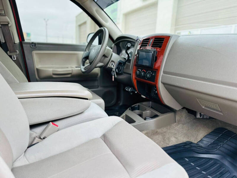 2005 Dodge Dakota SLT