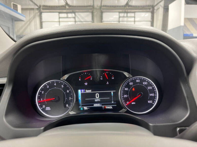 2017 GMC Acadia SLE-2
