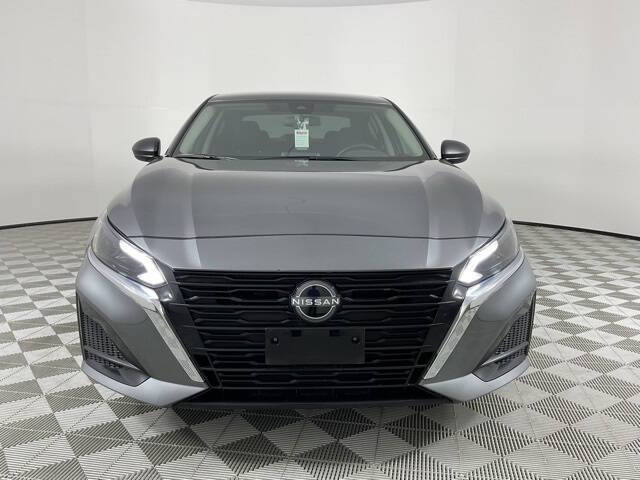 Used 2024 Nissan Altima SV with VIN 1N4BL4DV9RN369703 for sale in Peoria, AZ