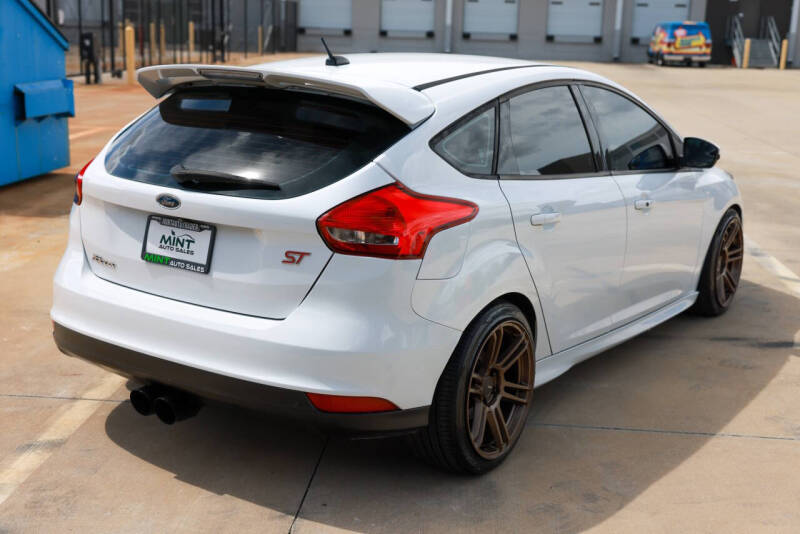 2017 Ford Focus ST