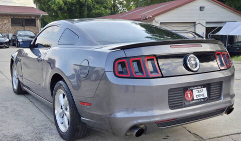 2014 Ford Mustang V6