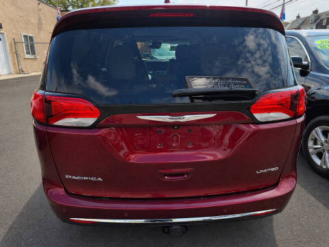 2017 Chrysler Pacifica Limited