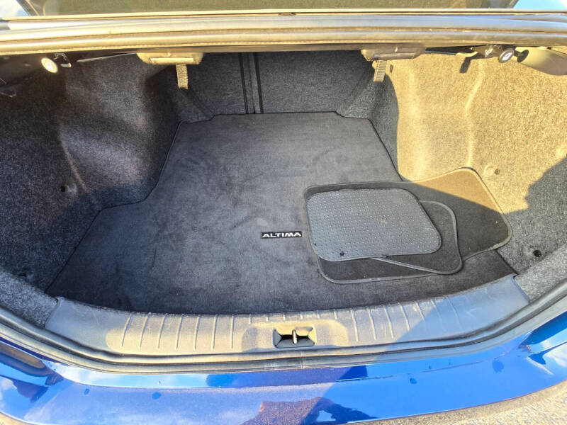 2022 Nissan Altima 2.5 S