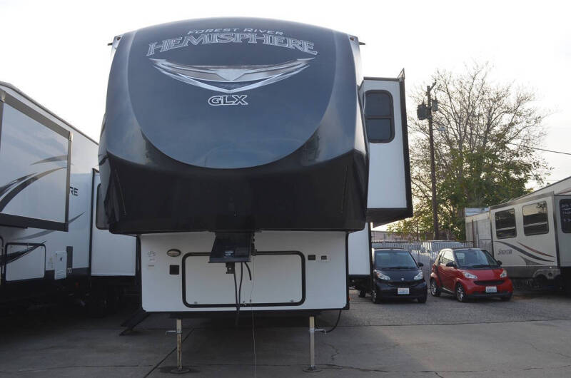 2019 Forest River Salem Hemisphere Hyper-Lyte