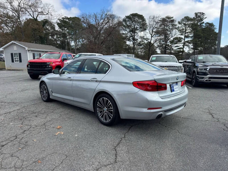 2019 BMW 5 Series 530i
