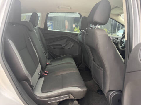 2016 Ford Escape S
