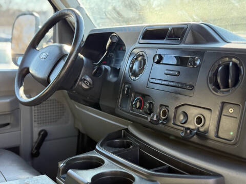 2014 Ford E-Series E-250