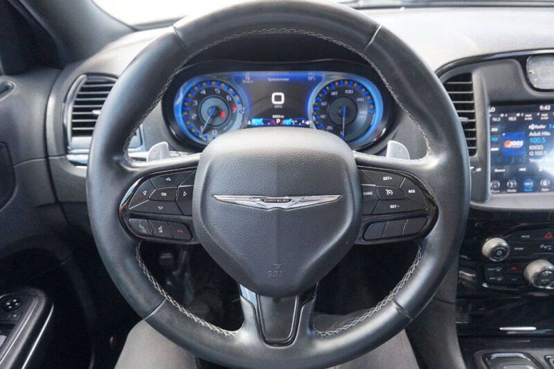 2018 Chrysler 300 S