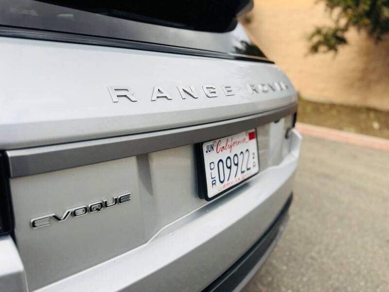 2013 Land Rover Range Rover Evoque Pure Premium