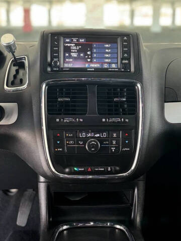 2016 Dodge Grand Caravan R/T