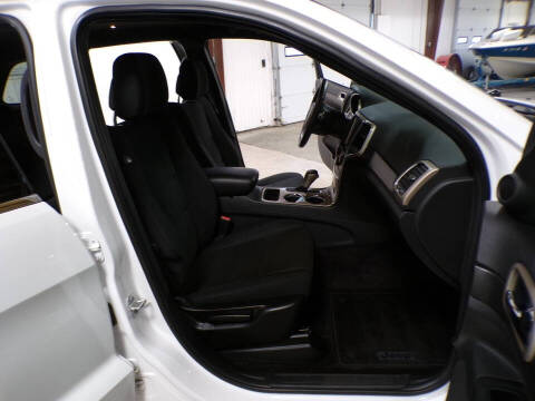 2017 Jeep Grand Cherokee Laredo