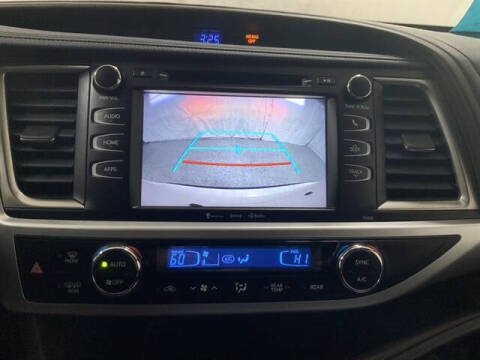 2018 Toyota Highlander LE