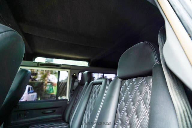 1991 Land Rover Defender