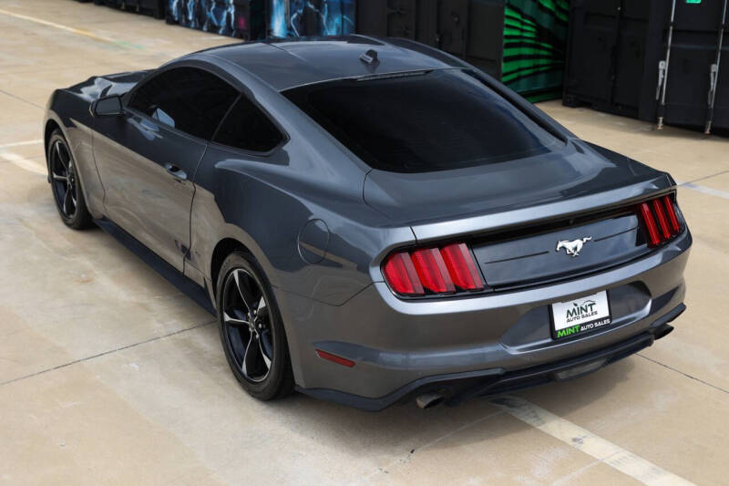 2023 Ford Mustang EcoBoost Premium