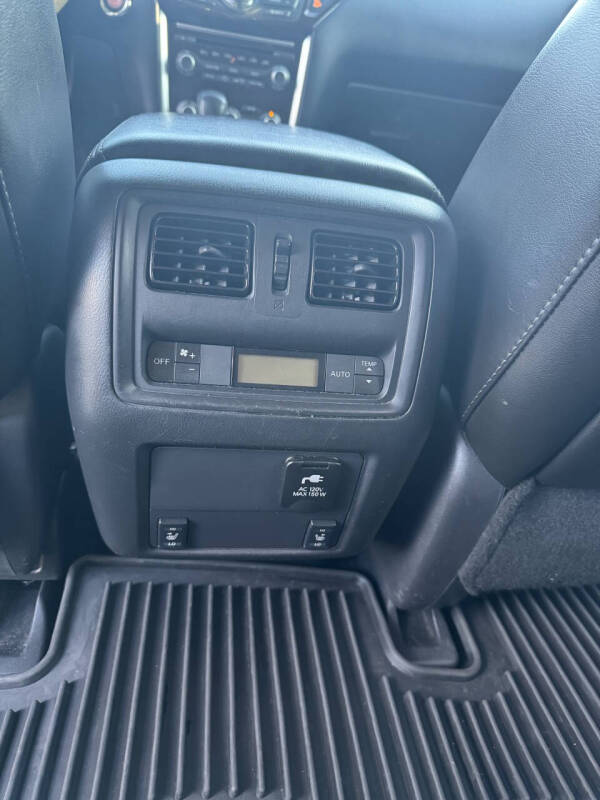 2014 Nissan Pathfinder SL