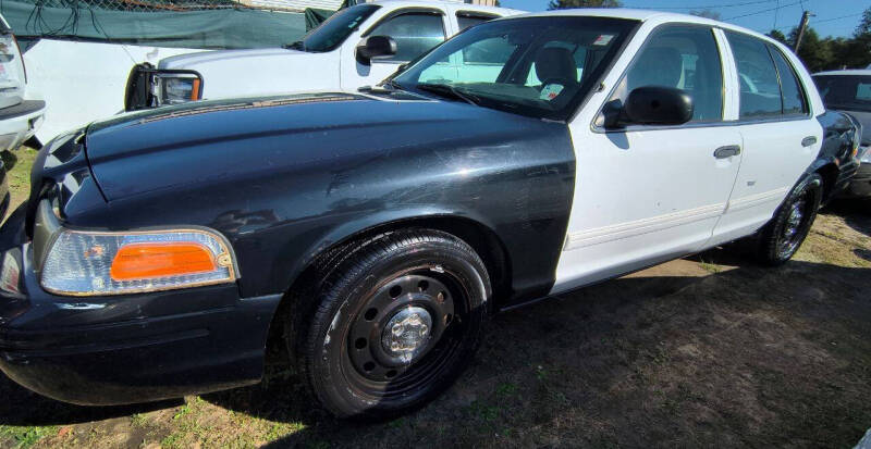 2011 Ford Crown Victoria Police's photo